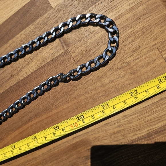 Vittoria Nipoli Genuine Leather Metalic Kiss Lock Silver Chain Evening Bag - Picture 9 of 11